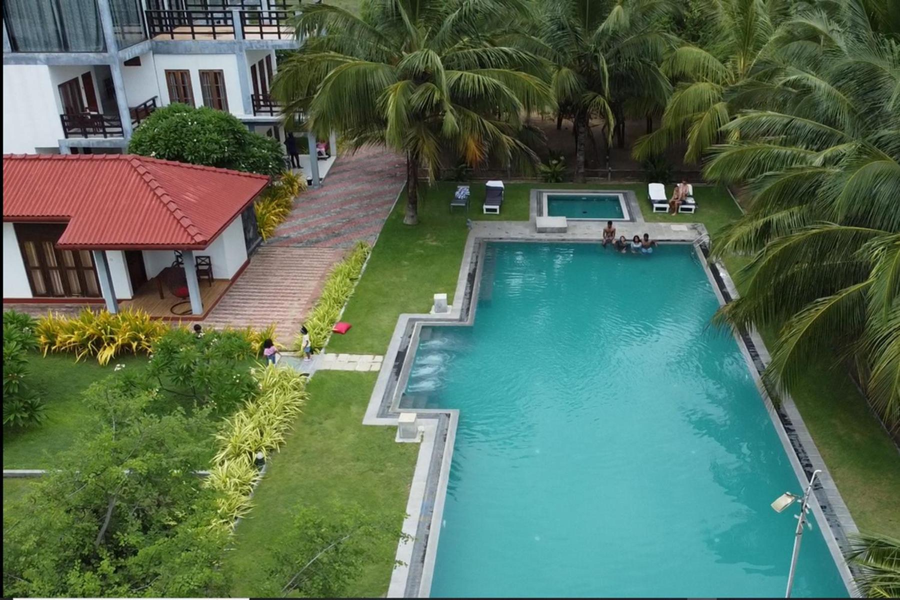 Nn Beach Resort & Spa Nilaveli Exterior foto